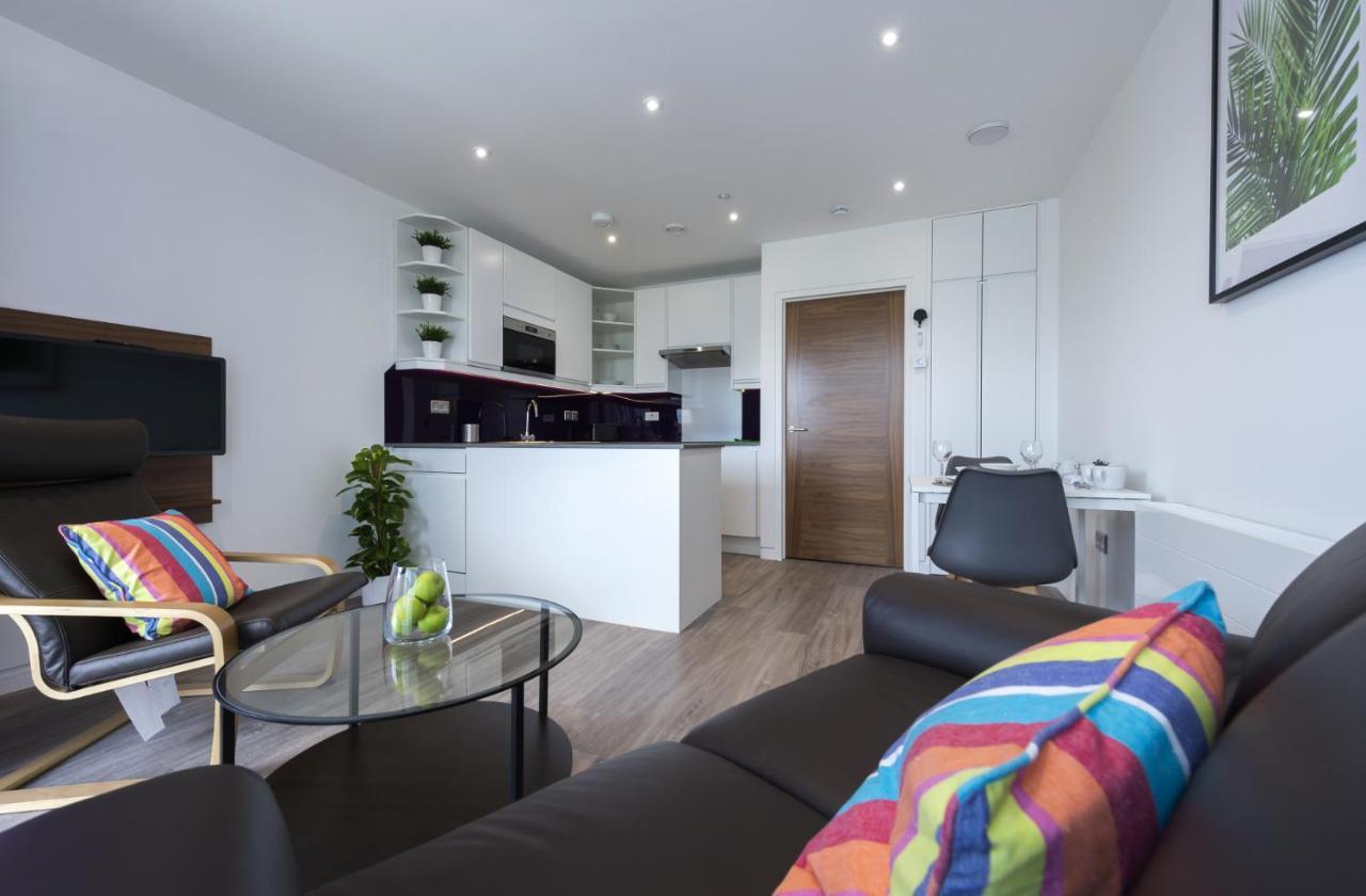 Apartrooms Aberdeen Aparthotel 4*